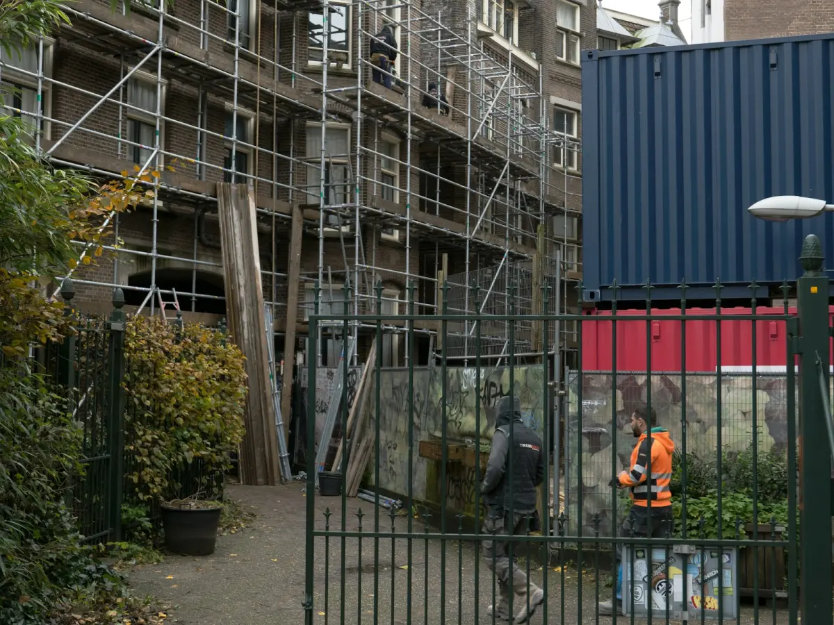 Aggregaat huren Almere: prijzen, leveranciers & tips